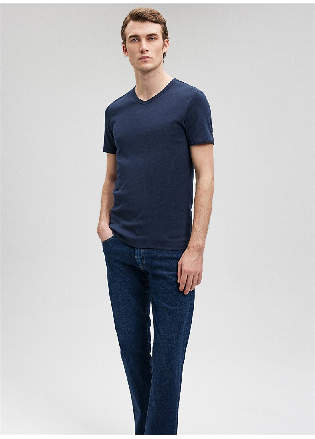 Mavi Koyu Lacivert Erkek T-Shirt 063748-17588 V YAKA TİŞÖRT Lacivert