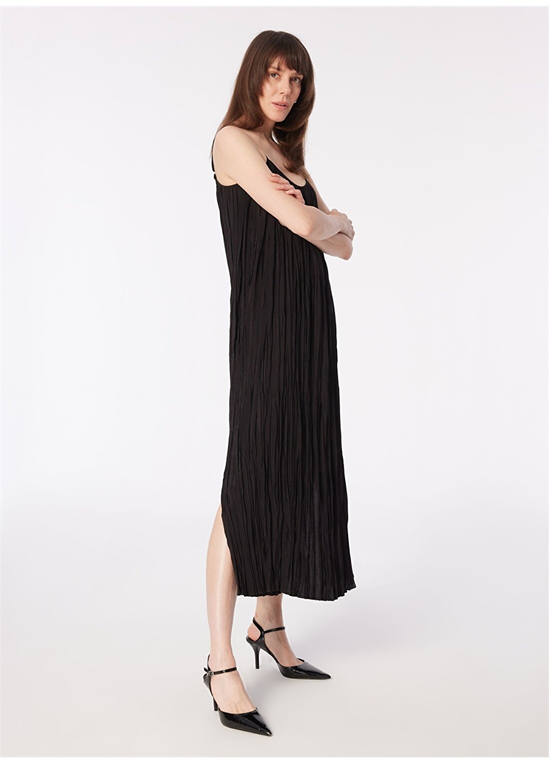 Sisley Geniş Yaka Siyah Midi Kadın Elbise 43A2LV05X
