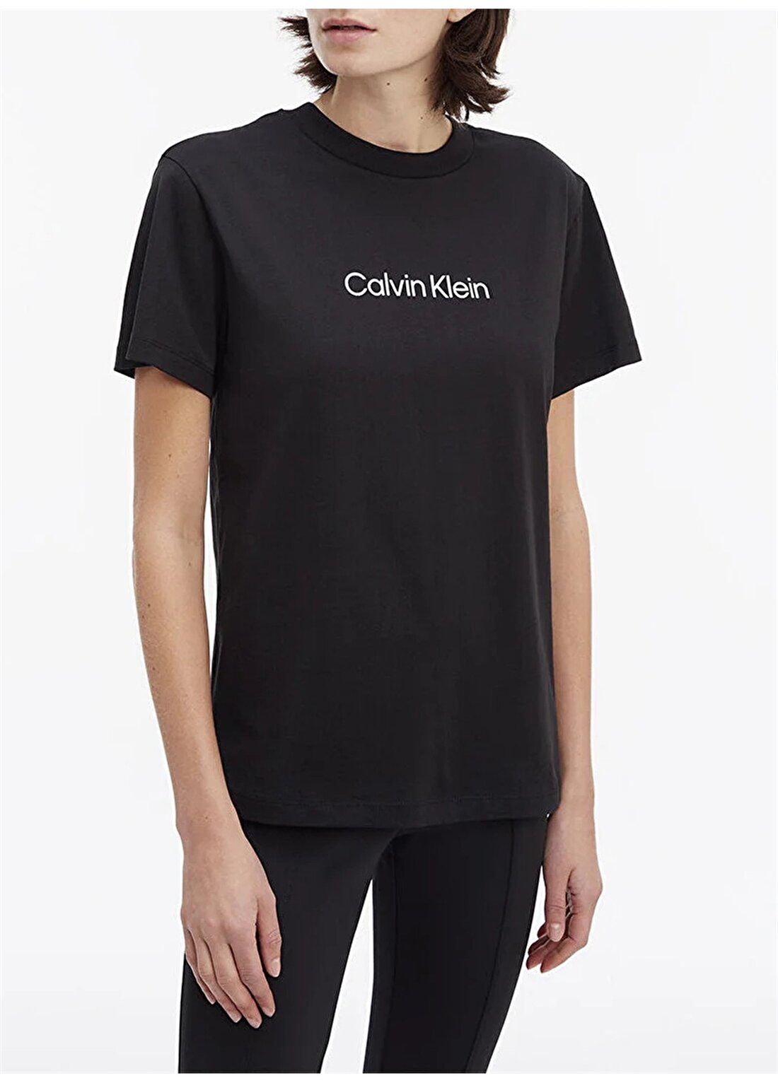 Calvin Klein Bisiklet Yaka Düz Siyah Kadın T-Shirt HERO LOGO REGULAR T-SHIRT
