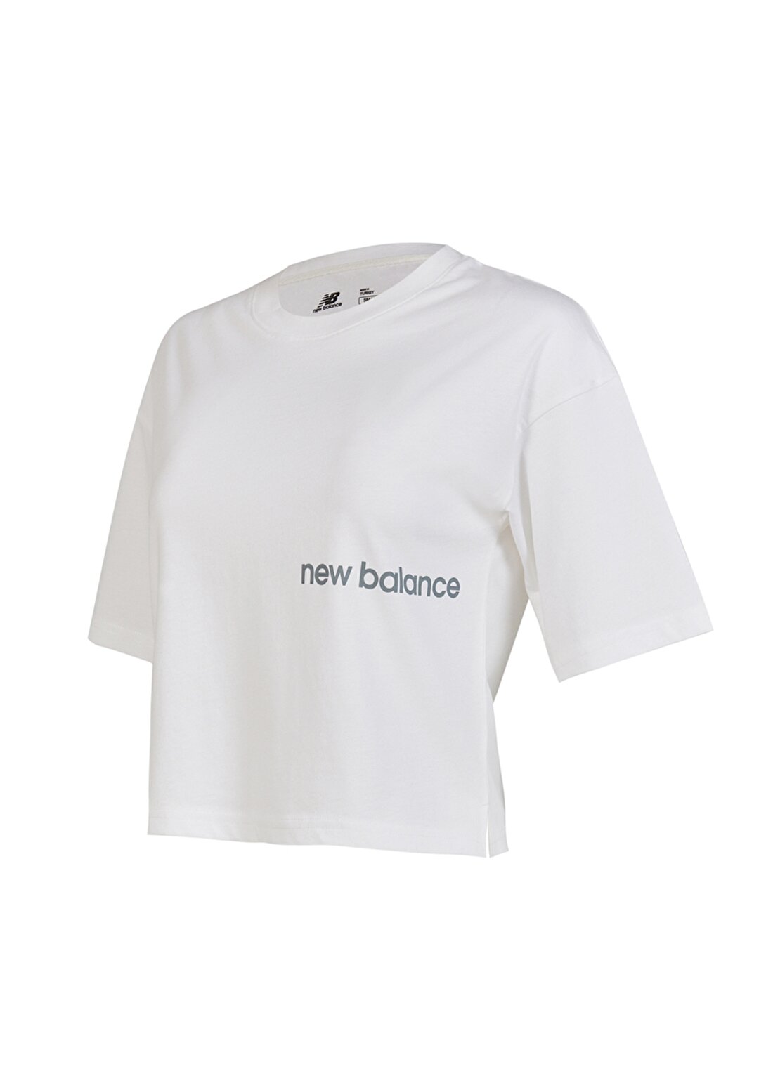 New Balance Beyaz Kadın Bisiklet Yaka Normal Kalıp T-Shirt WNT1340-WT-NB