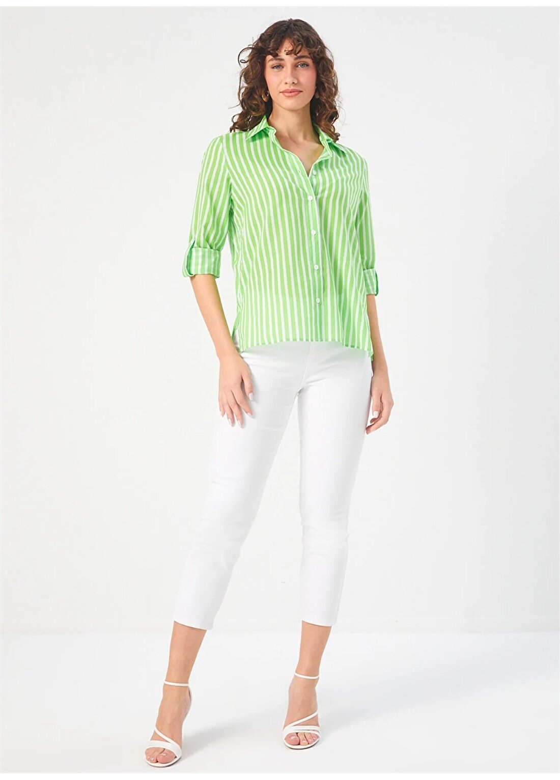 Faik Sönmez Slim Fit Gömlek Yaka Açık Yeşil Kadın Gömlek U68361