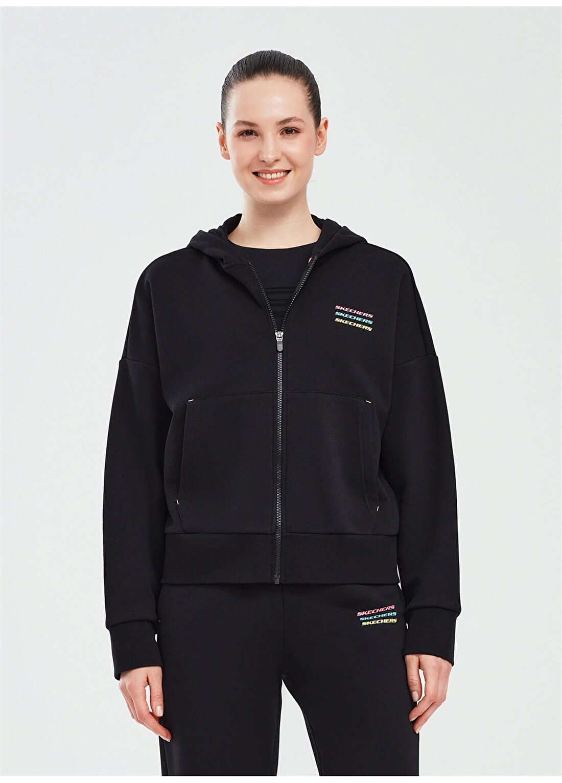 Skechers Siyah Kadın Kapüşon Yaka Normal Kalıp Sweatshirt S232242-001-A Essential W Full Zip