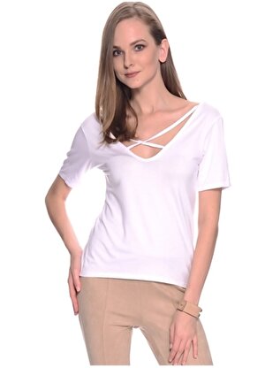 Missguided V Yaka Kısa Kollu Normal Kesim Beyaz Kadın T-Shirt 