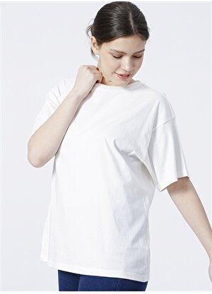 Mavi M1610317-70057 Yuvarlak Yaka  Normal Kalıp  Beyaz Kadın T-Shirt