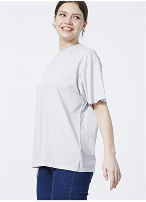 Mavi M1610317-70079 Yuvarlak Yaka  Normal Kalıp  Buz Kadın T-Shirt