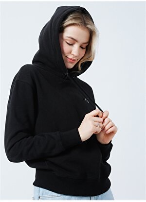 Calvin Klein Jeans Kapüşonlu   Normal Kalıp  Siyah Kadın Sweatshirt J20J213178BAE