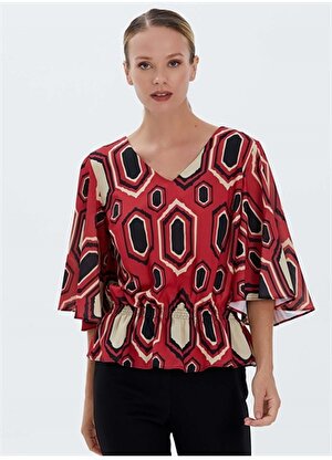 Selen V Yaka Geometrik Kırmızı Kadın Bluz 22KSL8384
