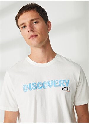 Discovery Expedition Bisiklet Yaka Baskılı Kırık Beyaz Erkek T-Shirt HOLDEN