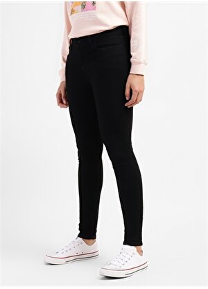 Levis Siyah Kadın Normal Bel Super Skinny Denim Pantolon SMU-WB710SUPERSKINNY Z66 21325-0295