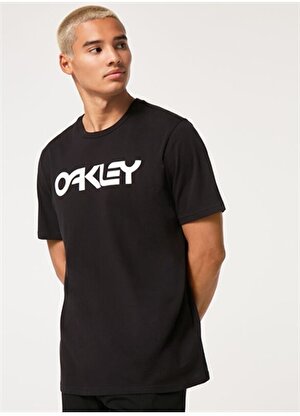 Oakley Bisiklet Yaka Baskılı Siyah - Beyaz Erkek T-Shirt FOA404011 MARK II TEE 2.0