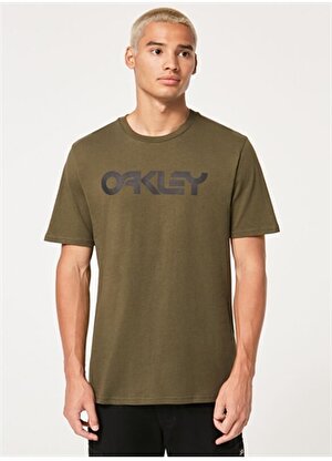 Oakley Bisiklet Yaka Baskılı Yeşil - Siyah Erkek T-Shirt FOA404011 MARK II TEE 2.0