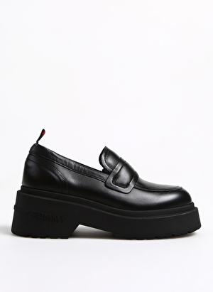 Tommy Hilfiger Siyah Kadın Deri Loafer EN0EN02218BDS