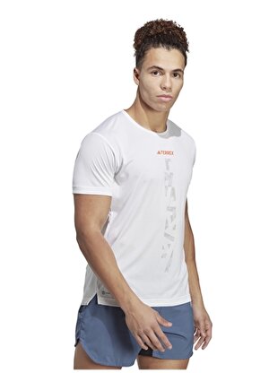 adidas Beyaz Erkek Yuvarlak Yaka Terrex T-Shirt HT9442-AGR SHIRT           WHI