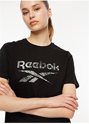 Reebok Siyah Kadın Yuvarlak Yaka T-Shirt II3216 MODERN SAFARI GRAPHIC TEE 
