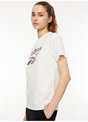 Reebok Beyaz Kadın Yuvarlak Yaka T-Shirt IL4783 MODERN SAFARI GRAPHIC TEE 