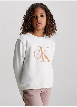 Calvin Klein Beyaz Kız Çocuk Bisiklet Yaka Baskılı Sweatshirt IG0IG02207YBI