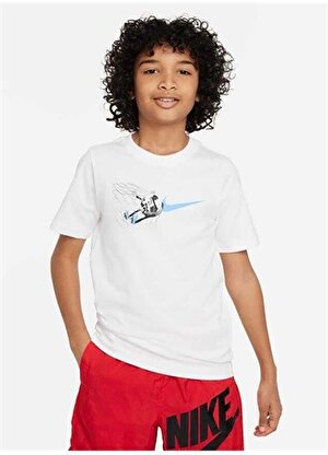 Nike Çocuk Beyaz Bisiklet Yaka T-Shirt FD3974-100 K NSW TEE SOCCER BALL FA  