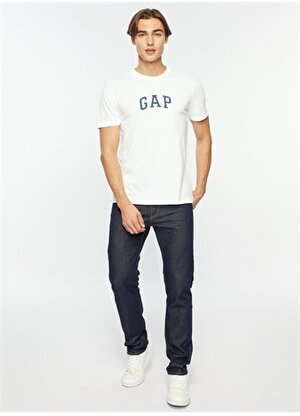 Gap Bisiklet Yaka Nakışlı Beyaz Erkek T-Shirt 570044