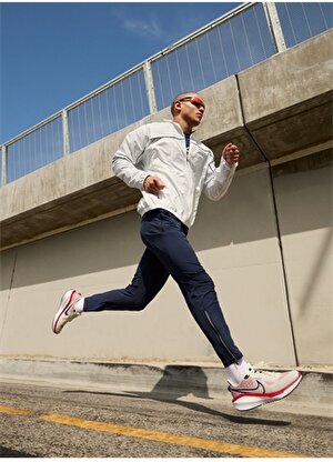 Nike Siyah - Gri - Gümüş Erkek Koşu Ayakkabısı FB1309-003- VOMERO 17   