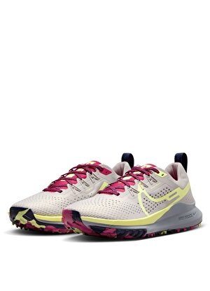 Nike Siyah - Gri - Gümüş Kadın Koşu Ayakkabısı DJ6159-002-W REACT PEGASUS TRA   