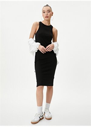 Koton Klasik Yaka Siyah Mini Kadın Elbise 4SAL80037IK
