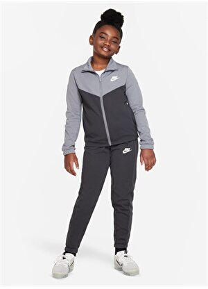 Nike Düz Siyah - Gri Erkek Çocuk Eşofman Takımı FD3067-084-K NSW TRACKSUIT POLY FZ