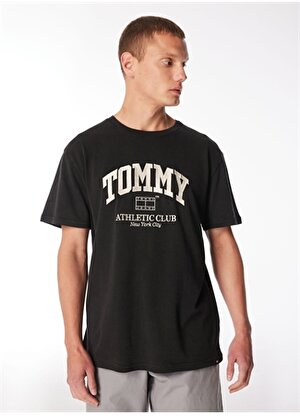 Tommy Jeans Baskılı Siyah Erkek T-Shirt DM0DM18557BDS