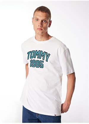 Tommy Jeans Baskılı Beyaz Erkek T-Shirt DM0DM18559YBR