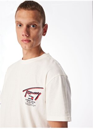 Tommy Jeans Düz Beyaz Erkek T-Shirt DM0DM18574YBH