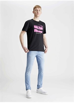 Calvin Klein Jeans Baskılı Siyah Erkek T-Shirt J30J324645BEH