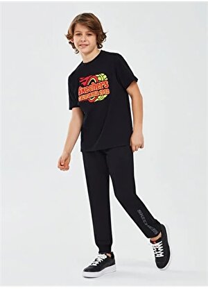 Skechers Erkek Çocuk T-Shirt SK241019-001-Graphic Tee B Shrt Slv
