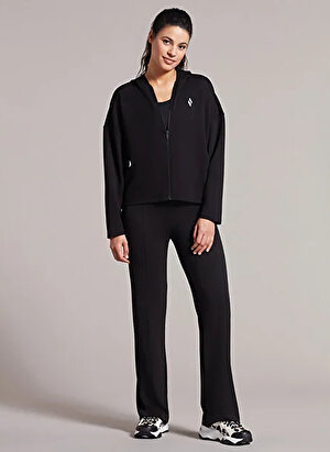 Skechers Siyah Kadın Kapüşon Yaka Regular Fit Sweatshirt S241123-001 Soft Touch W Full Zip H  