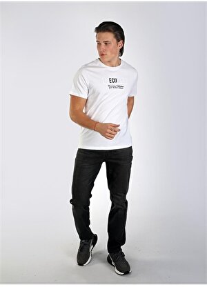 Lee Cooper Yuvarlak Yaka Beyaz Erkek T-Shirt 242 LCM 242013 DESAV BEYAZ