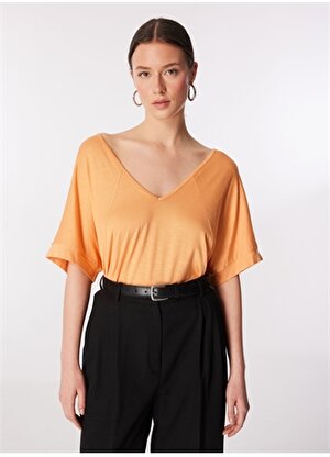 Faik Sönmez V Yaka Açık Turuncu Kadın T-Shirt U68017