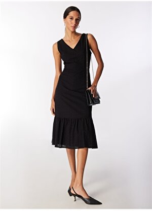Selen V Yaka Desenli Siyah Standart Kadın Elbise 24YSL7419