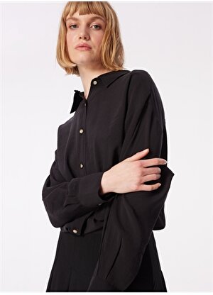 Lee Loose Fit Gömlek Yaka Siyah Kadın Gömlek L241614001-Uzun Kollu Gömlek