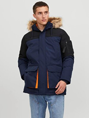 Jack & Jones Erkek Su Geçirmez Fonsiyonel Parka Jorsaker Mont - 12238906