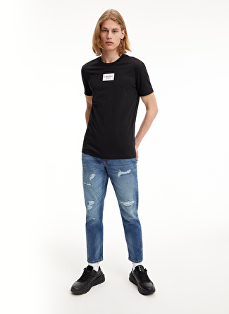 Calvin Klein Jeans Bisiklet Yaka Baskılı Siyah Erkek T-Shirt J30J322510BEH_SMALL CENTER BOX TEE