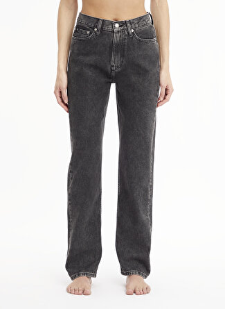 Calvin Klein Jeans Yüksek Bel Mom Fit Gri Kadın Pantolon J20J2202071BZ