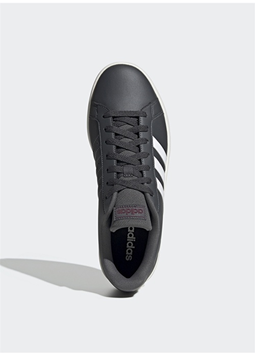 ee7907 adidas