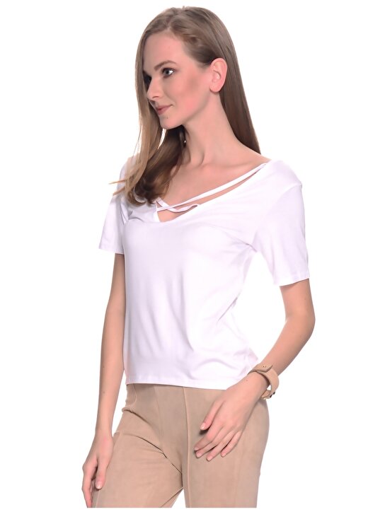 Missguided V Yaka Kısa Kollu Normal Kesim Beyaz Kadın T-Shirt 3