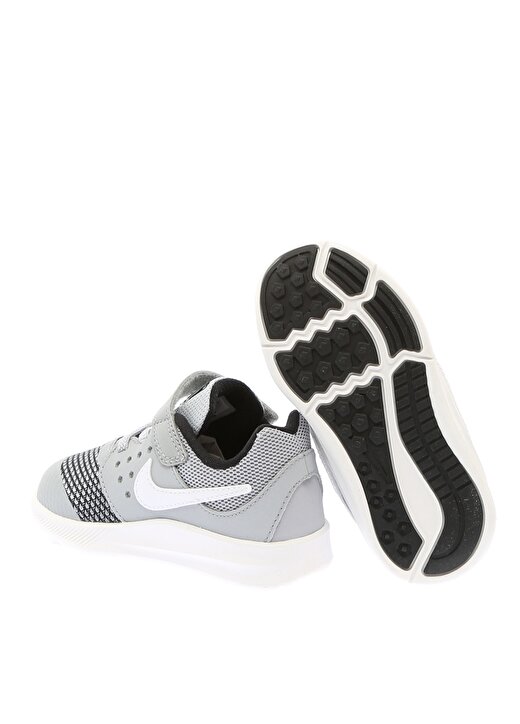 Nike Downshifter 7 Erkek Yürüyüş Ayakkabısı 3