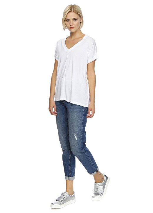 Mavi V Yaka Düz Beyaz Kadın T-Shirt 166449-620 2