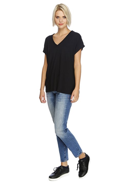 Mavi V Yaka Düz Siyah Kadın T-Shirt 166449-900 2