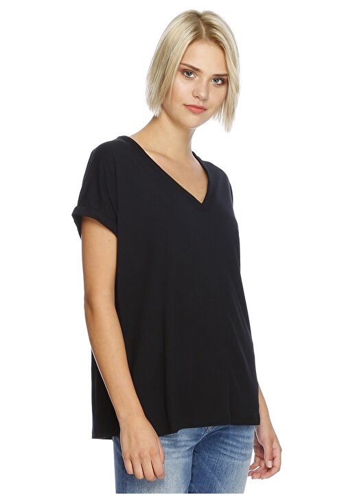 Mavi V Yaka Düz Siyah Kadın T-Shirt 166449-900 3