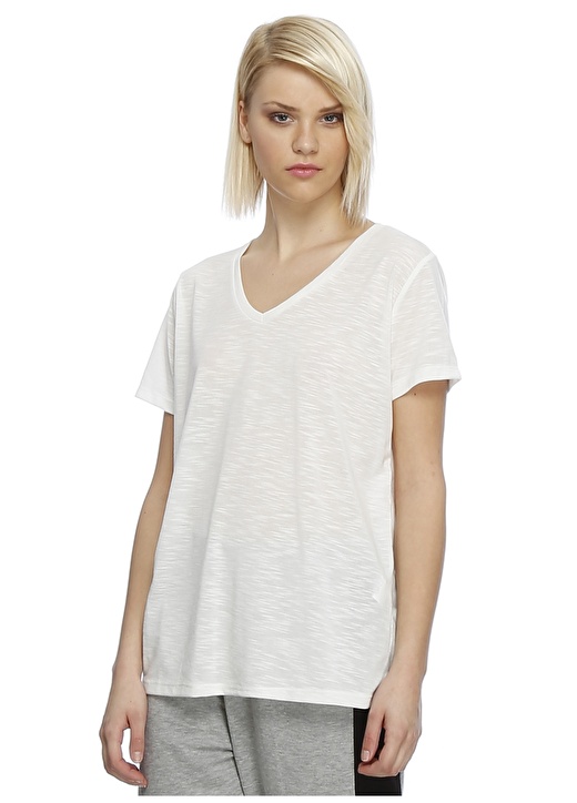 Limon Beyaz V Yaka Basic T-Shirt 3