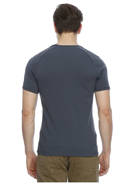 Mavi V Yaka Lacivert T-Shirt 4