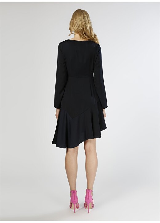 Vero Moda Asimetrik Fırfırlı Lacivert Elbise 4