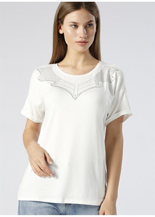 House Of Camellia Taş İşlemeli Bisiklet Yaka Beyaz T-Shirt 3