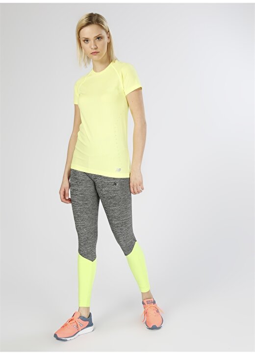 New Balance WT81820 Sarı Kadın T-Shirt 3